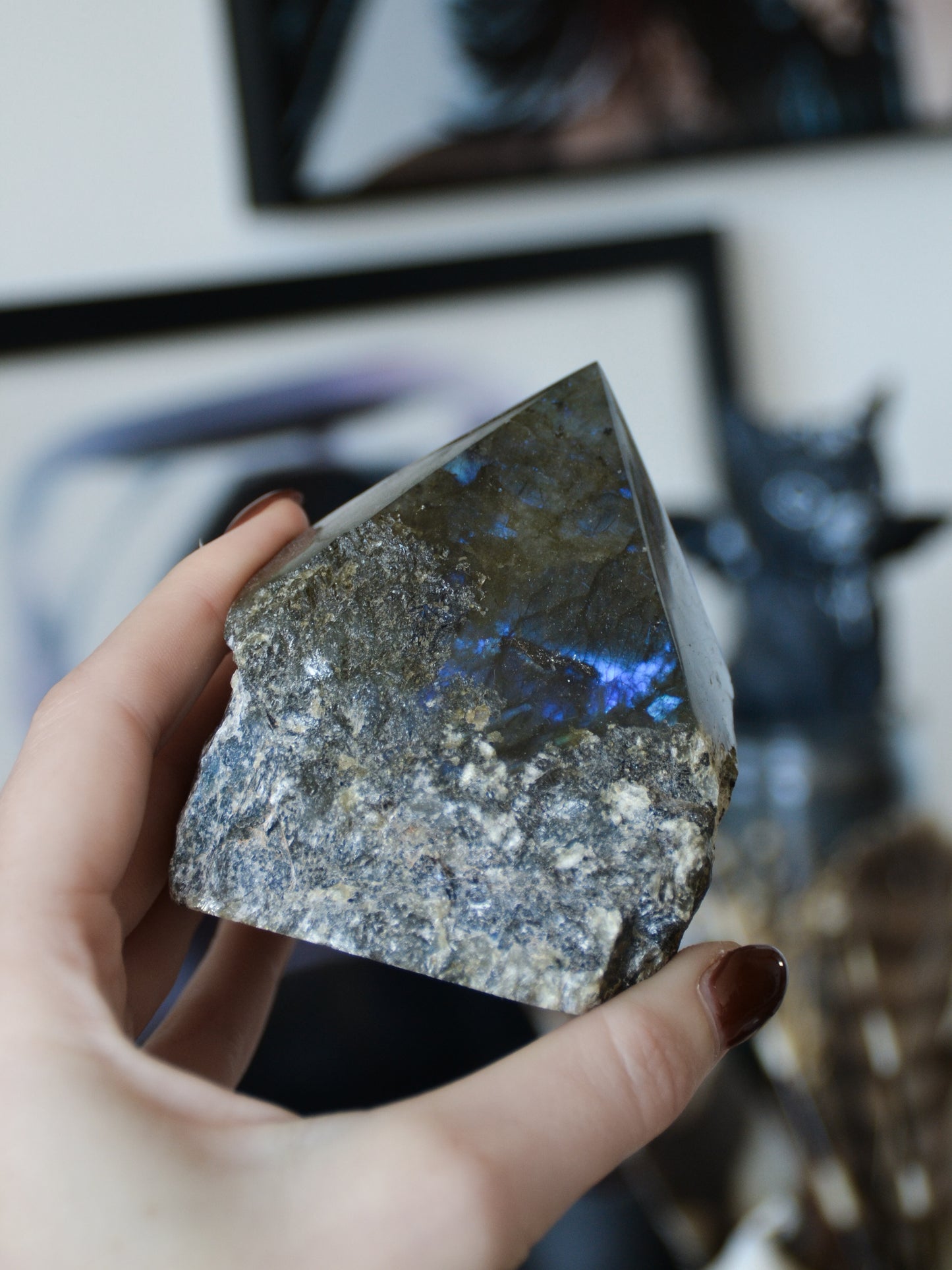 Punta semigrezza in labradorite