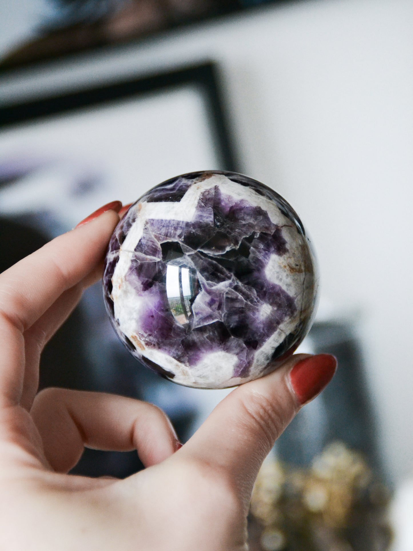 Sfera in ametista chevron