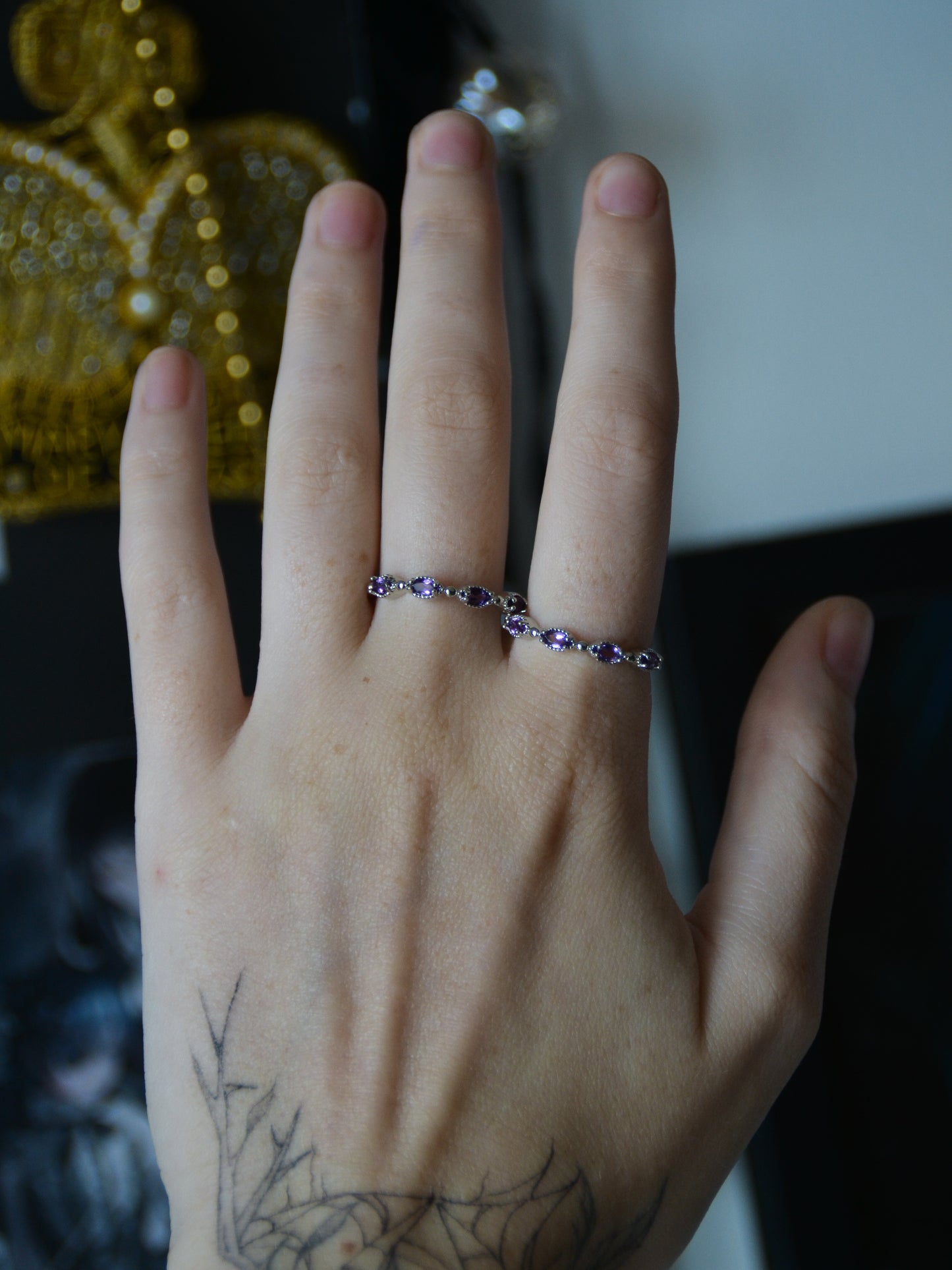 Anello con 4 ametista concatenate