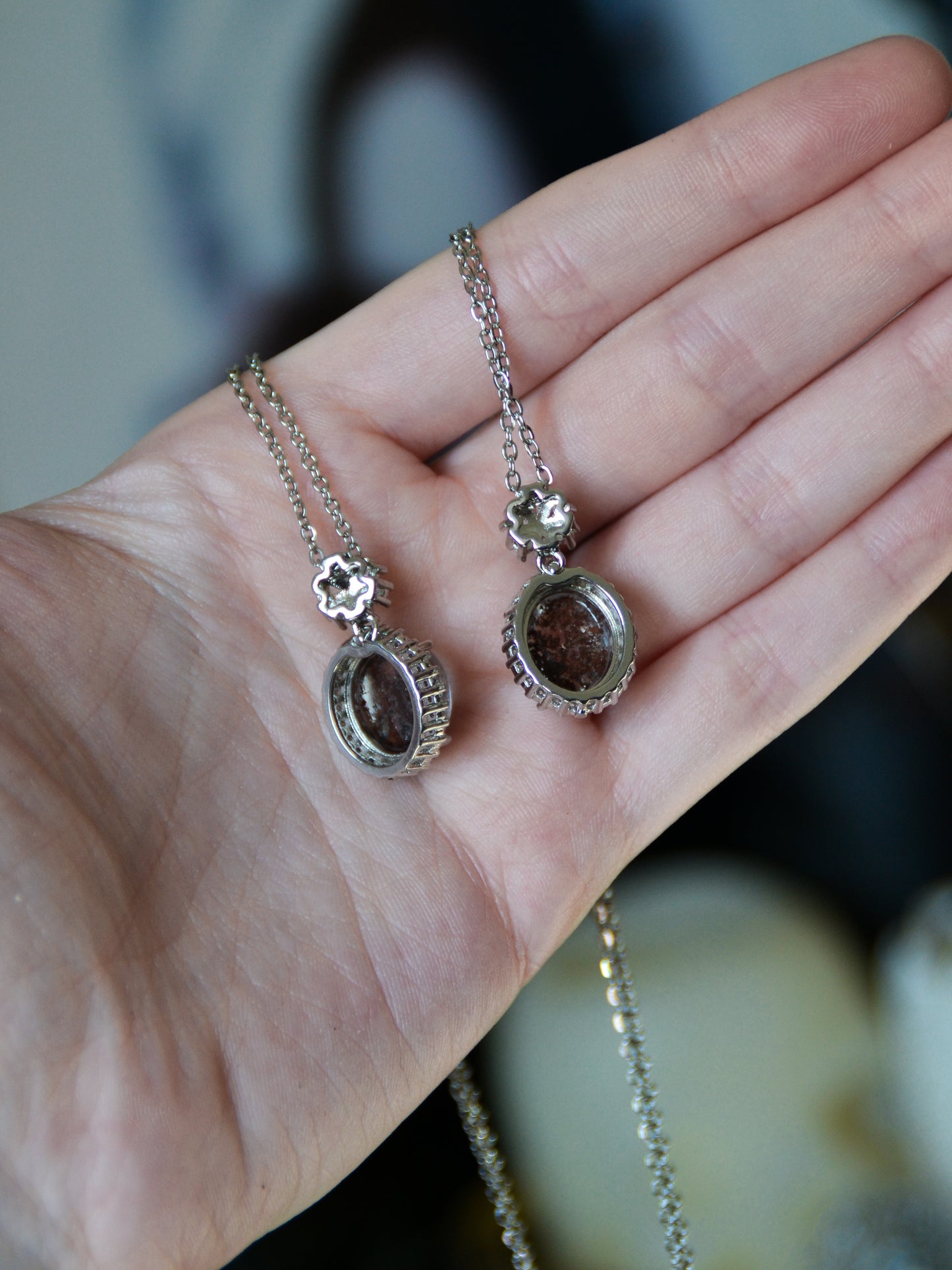 Ciondolo in garden quartz (lodolite)