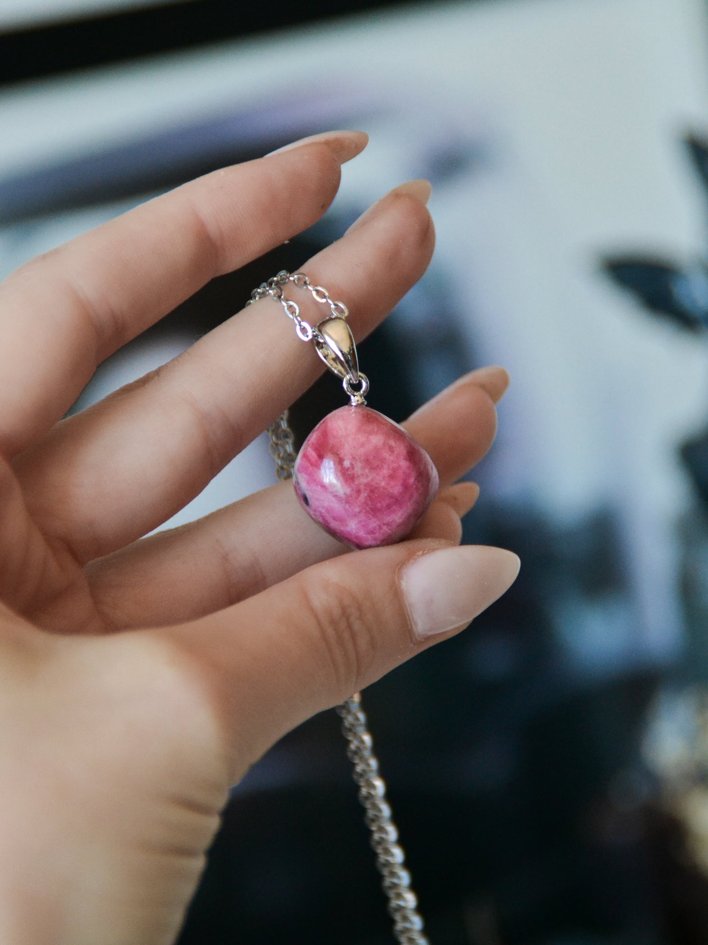 Ciondolo in thulite