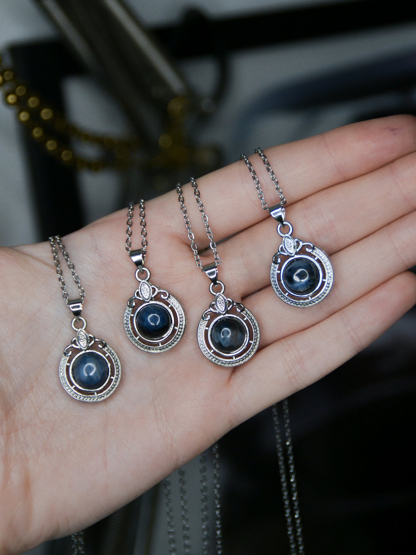 Ciondolo con pietersite
