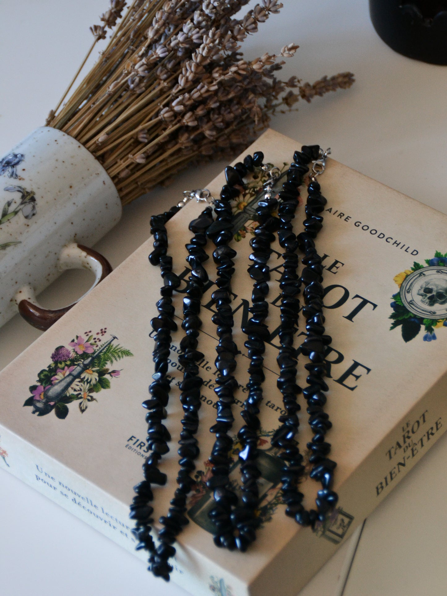 Collana in chips di ossidiana nera