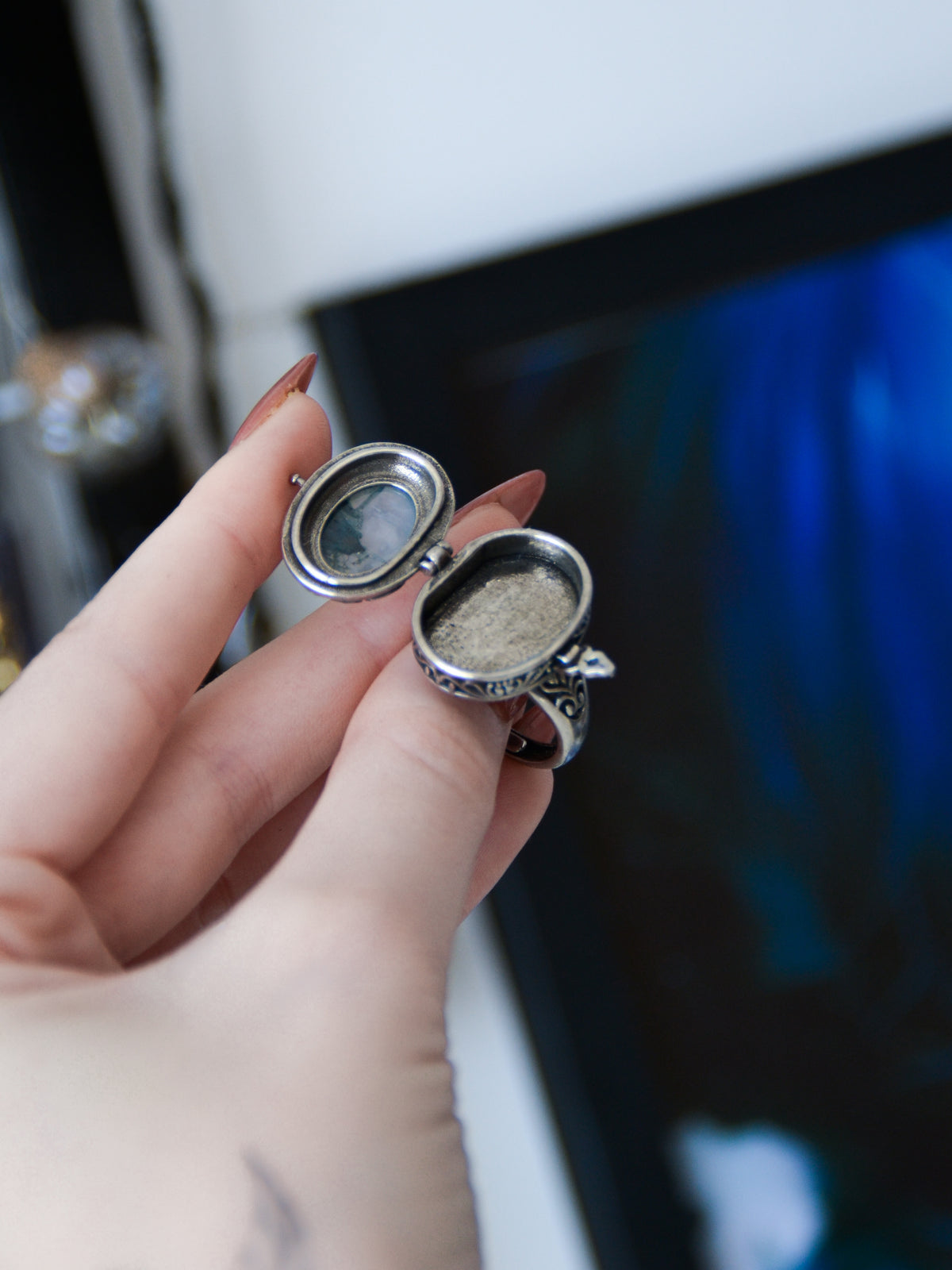 Anello poison con agata muschiata