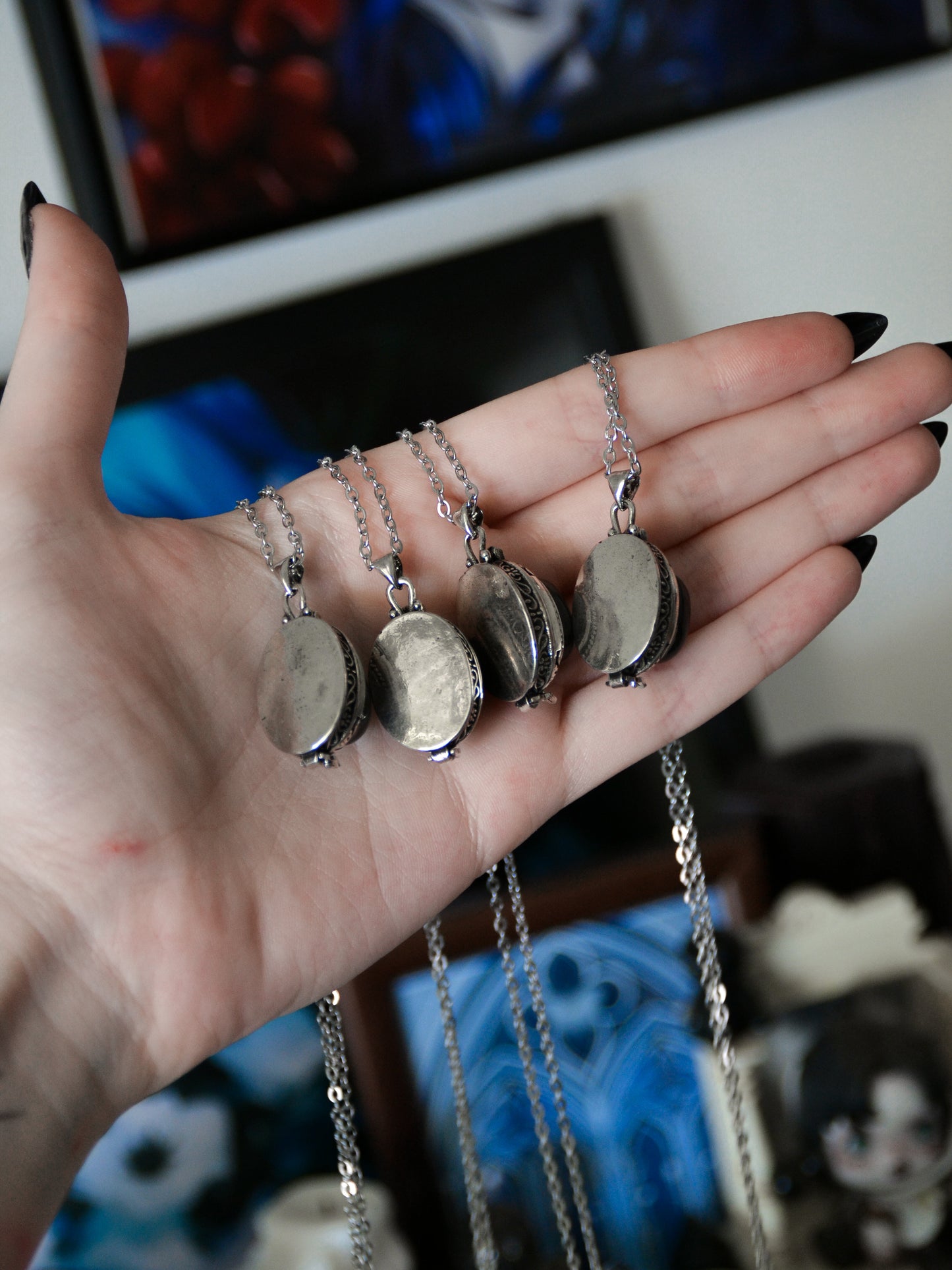 Ciondolo locket in ossidiana argentata