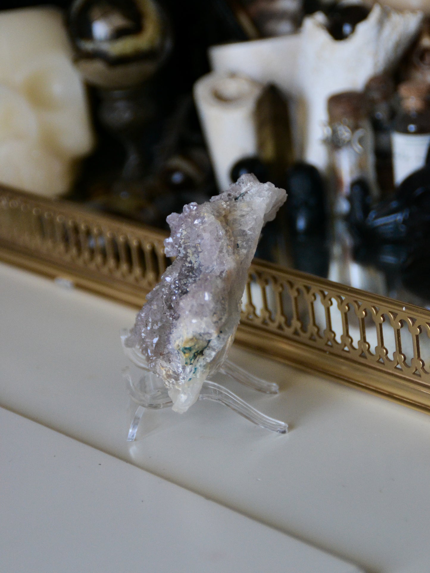 Fiore di ametista su stand (226 grammi)