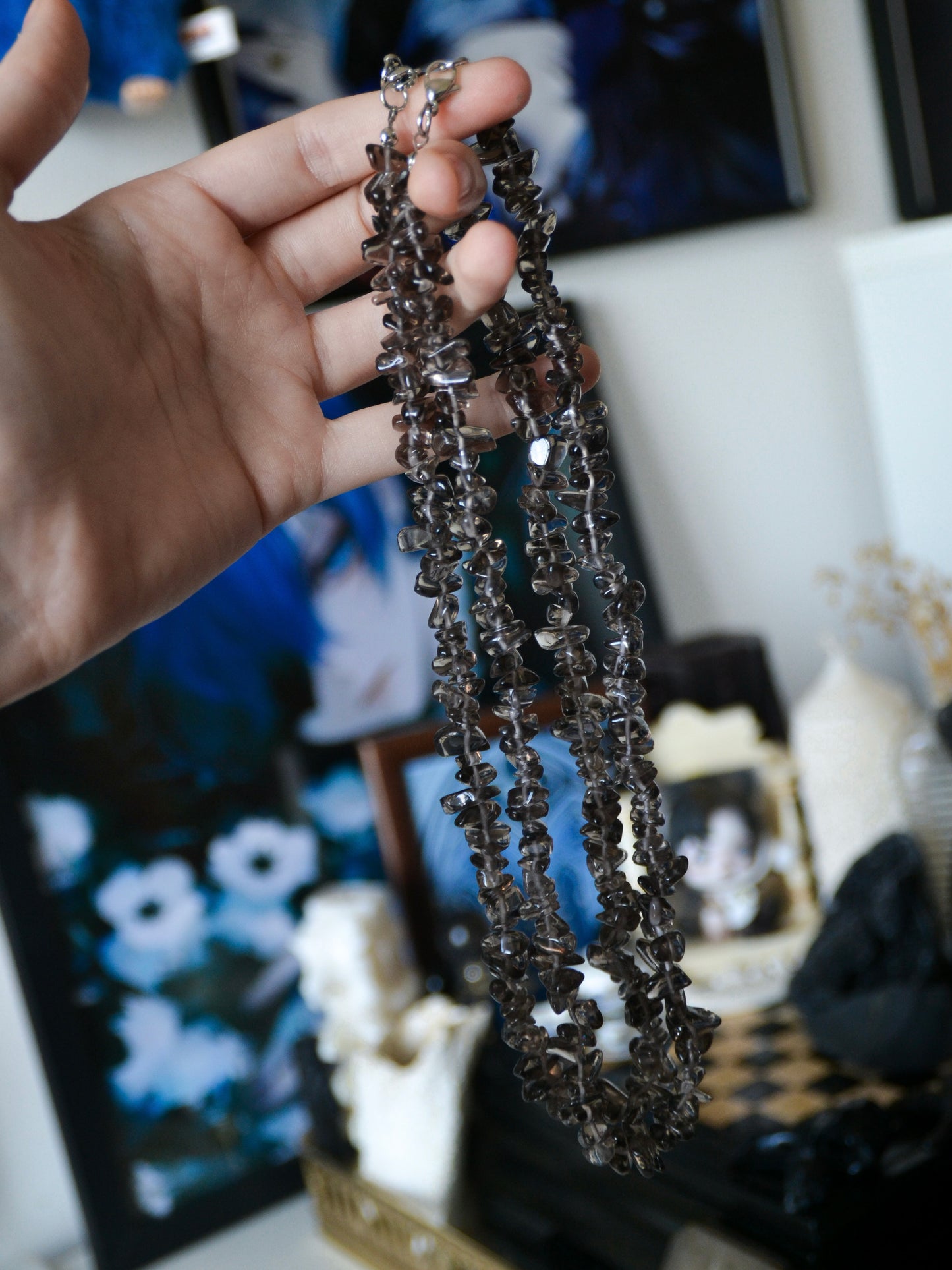 Collana con chips di quarzo fumè
