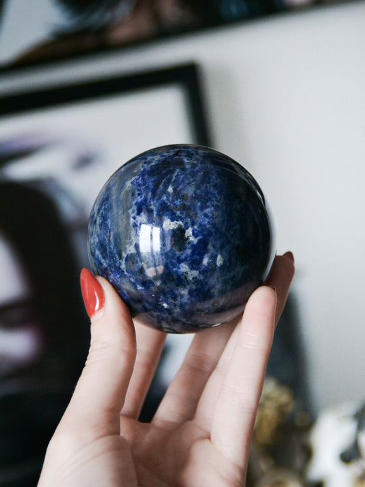 Sfera in sodalite