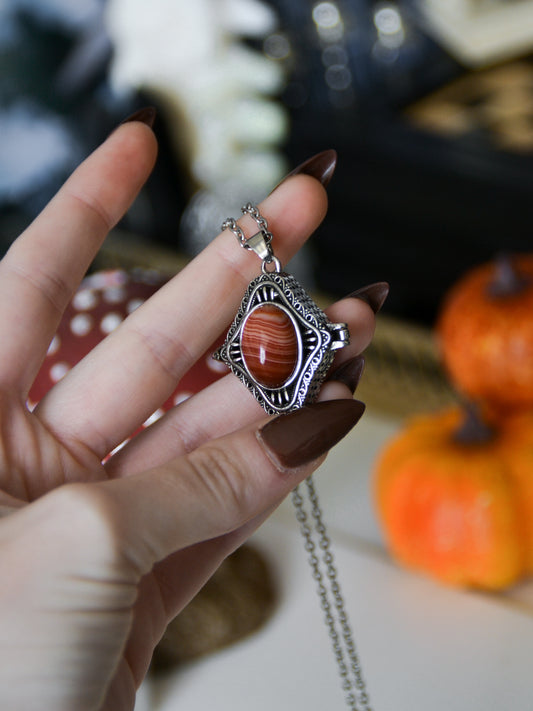 Ciondolo locket L con corniola
