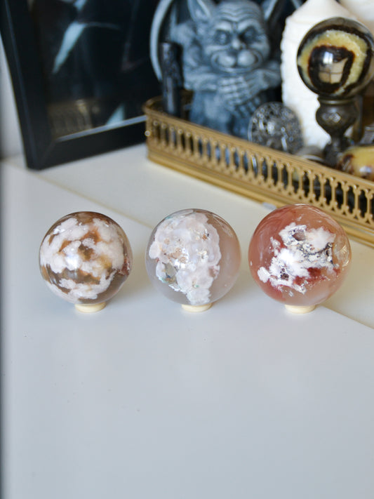 Sfera in agata sakura