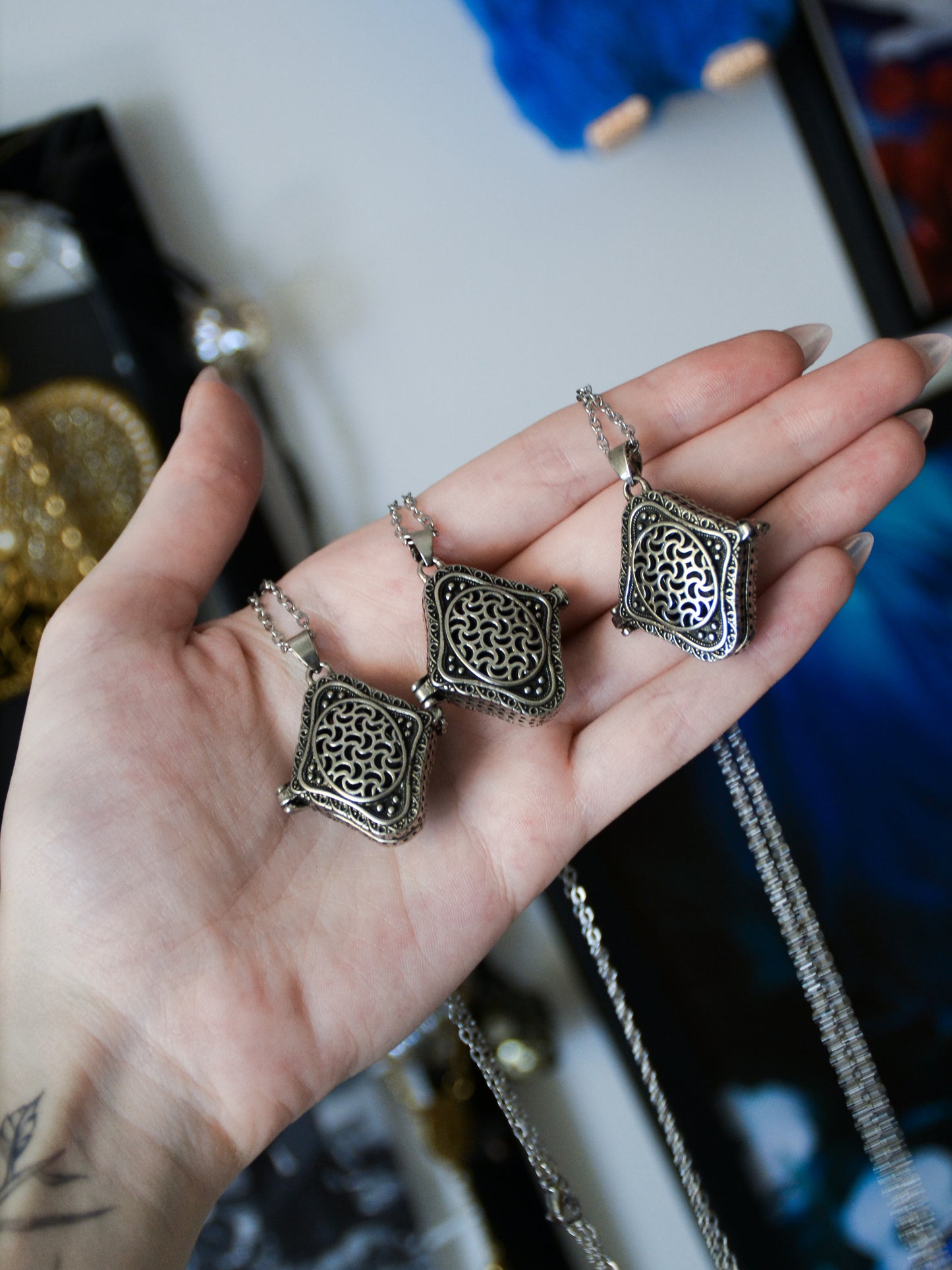 Ciondolo locket L con ossidiana argentata