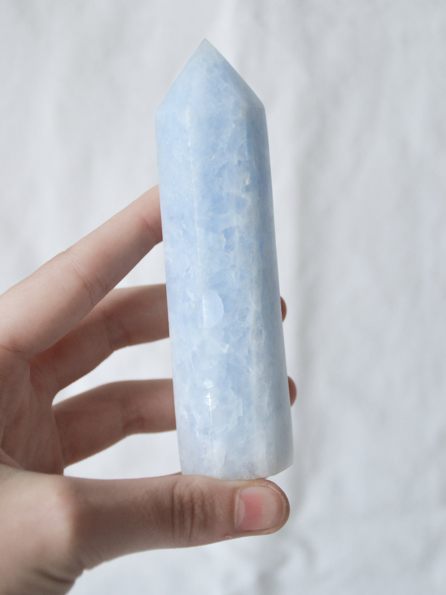 Torre in calcite blu