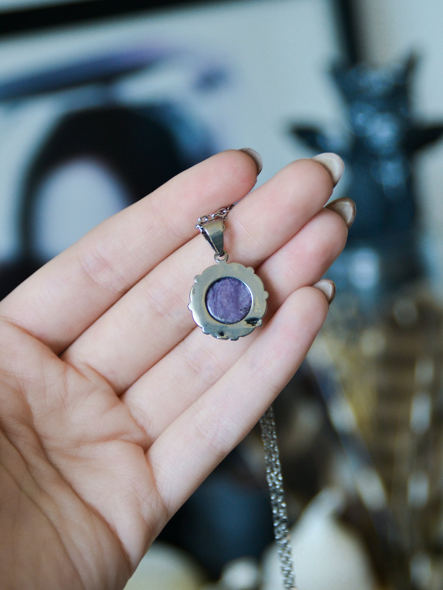 Ciondolo tondo con ciaroite