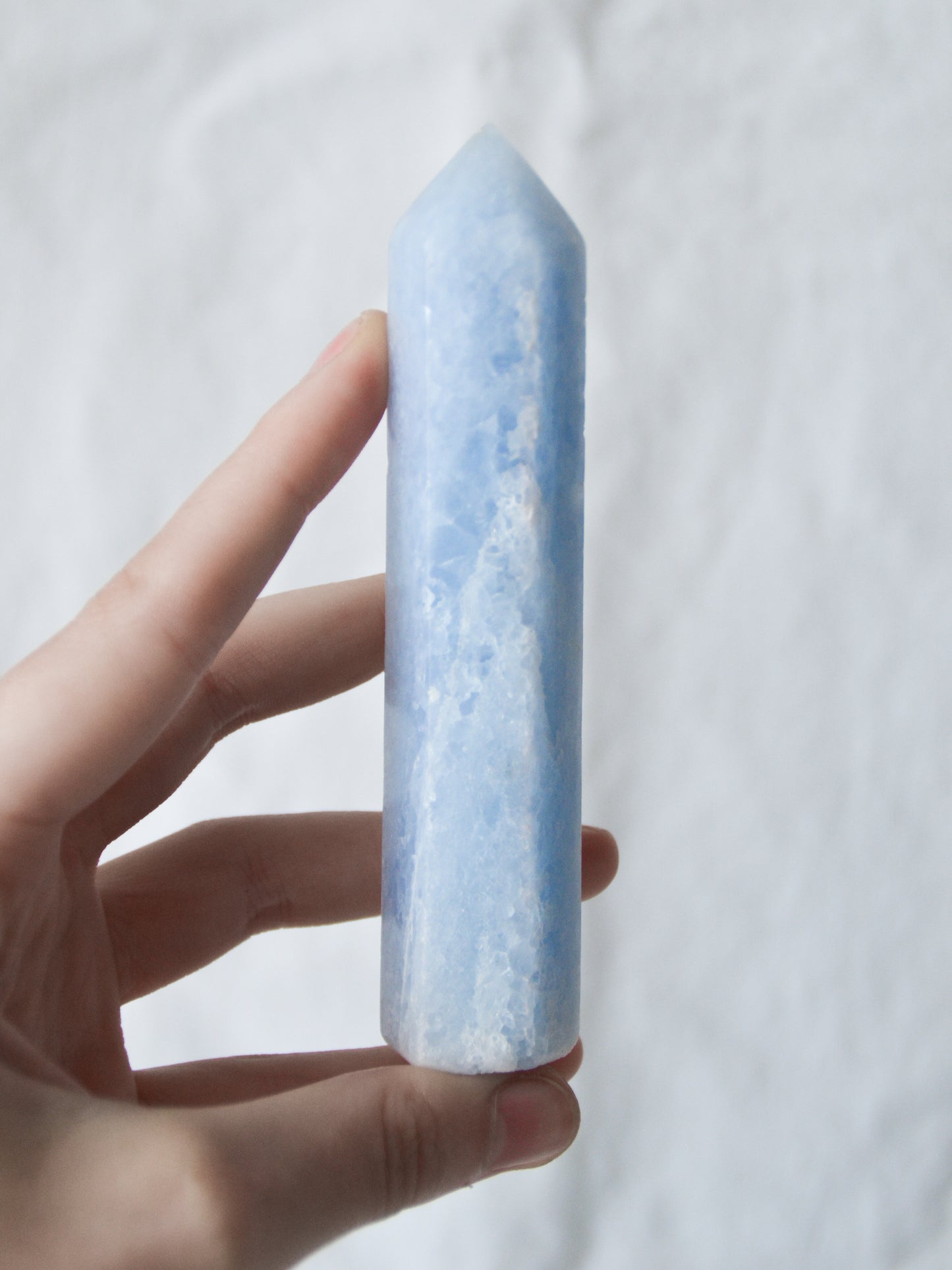 Torre in calcite blu