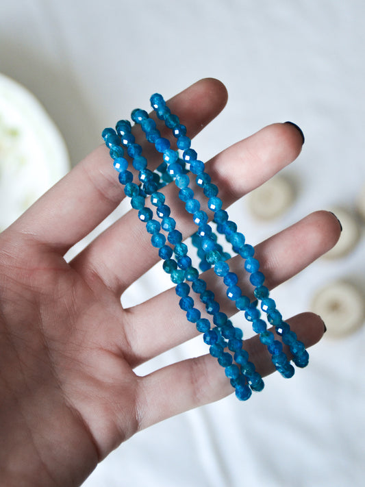 Bracciale in apatite (biglie 4mm sfaccettate)