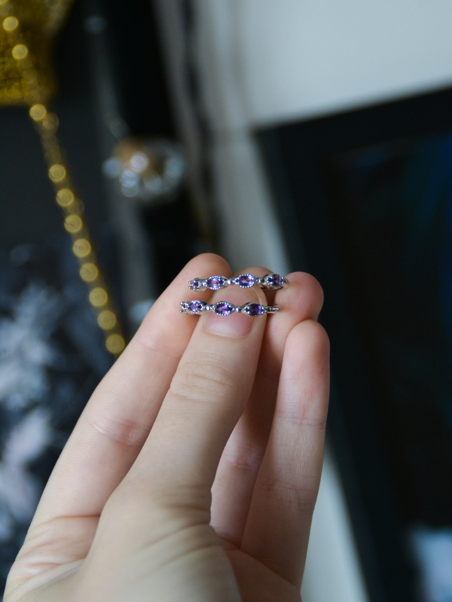 Anello con 4 ametista concatenate
