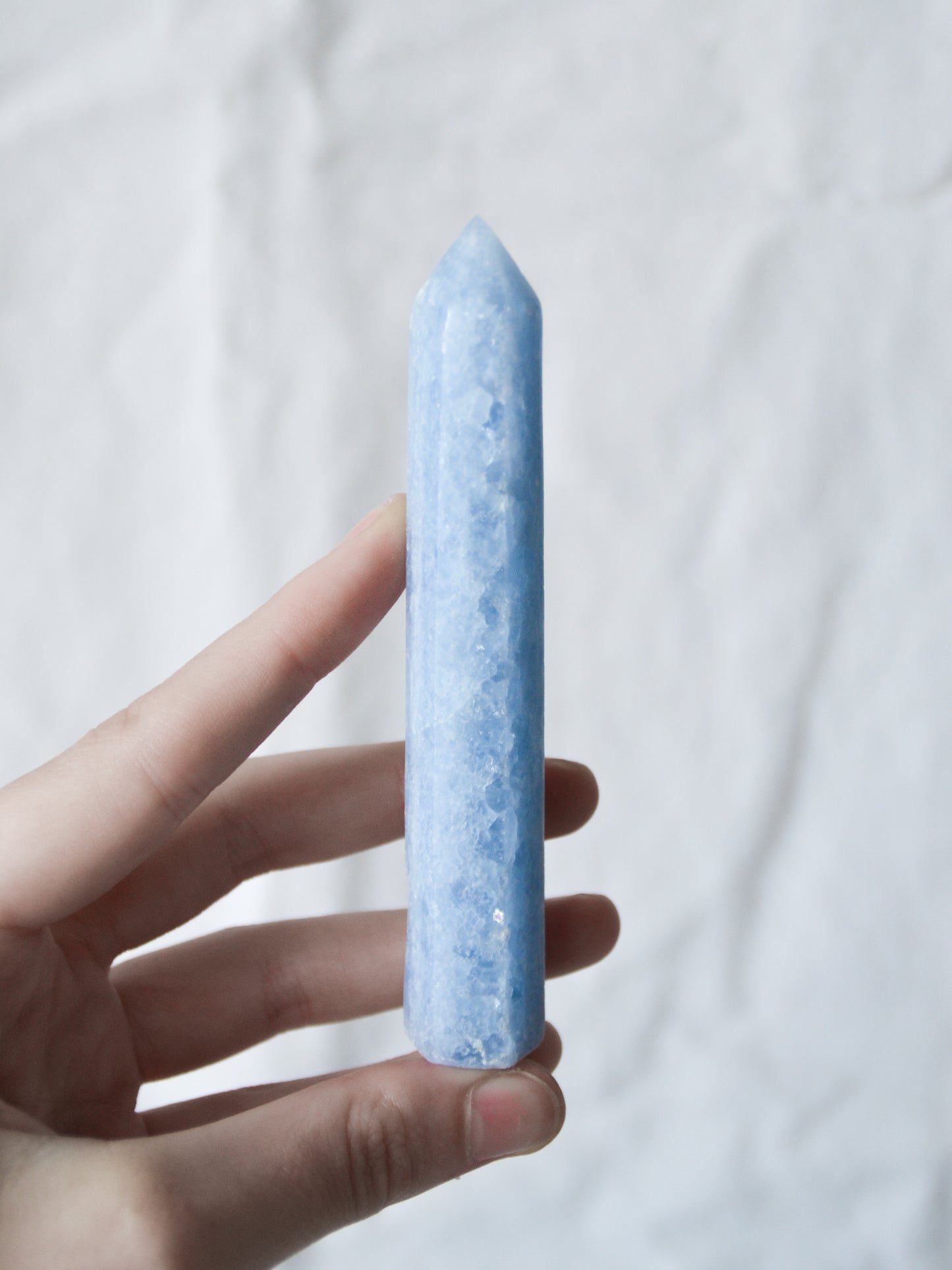 Torre in calcite blu