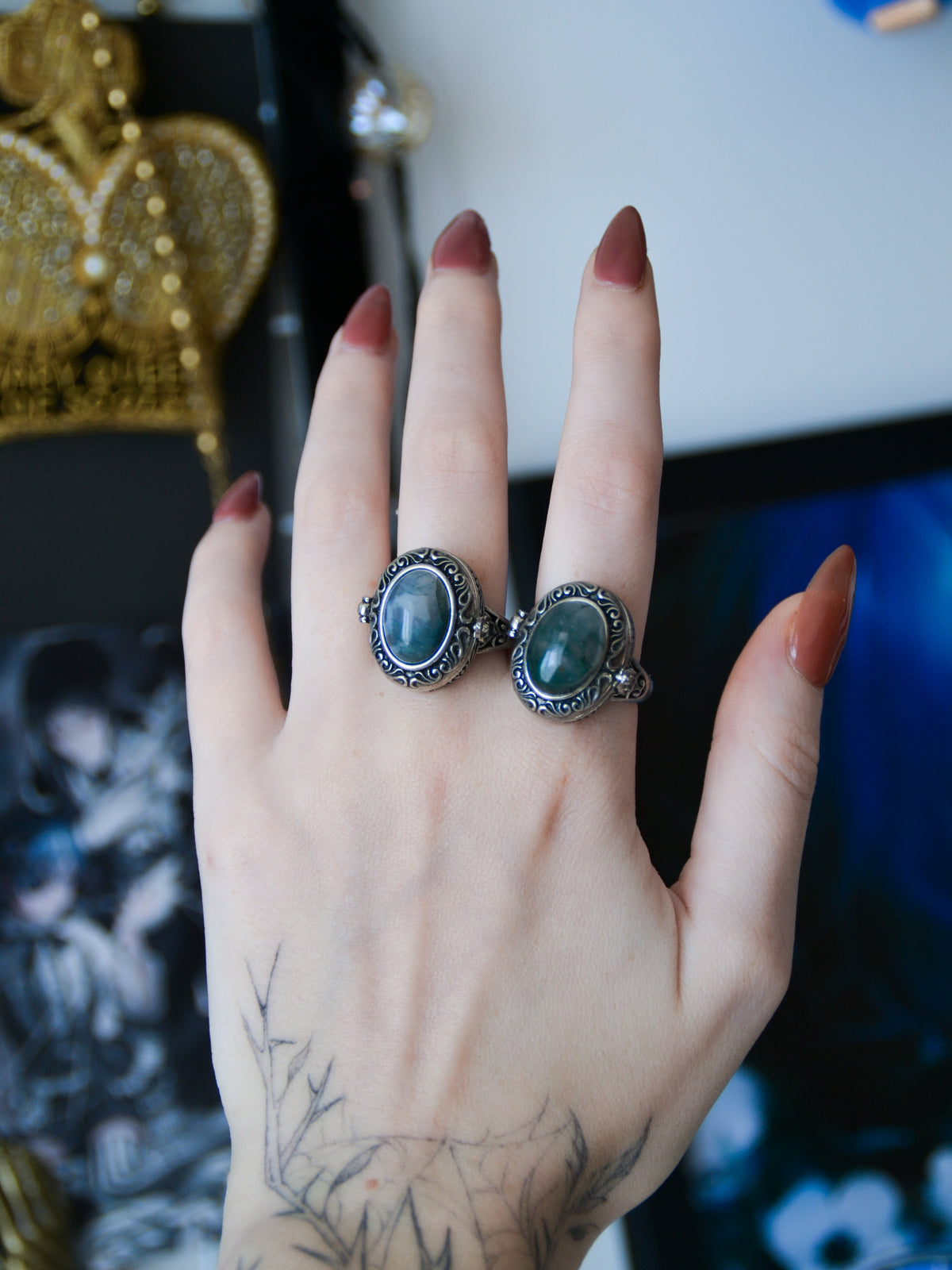 Anello poison con agata muschiata