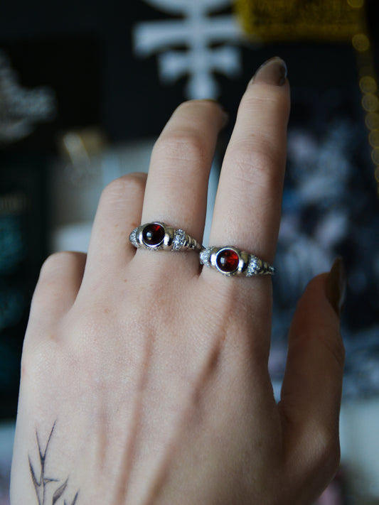 Anello vintage con granato