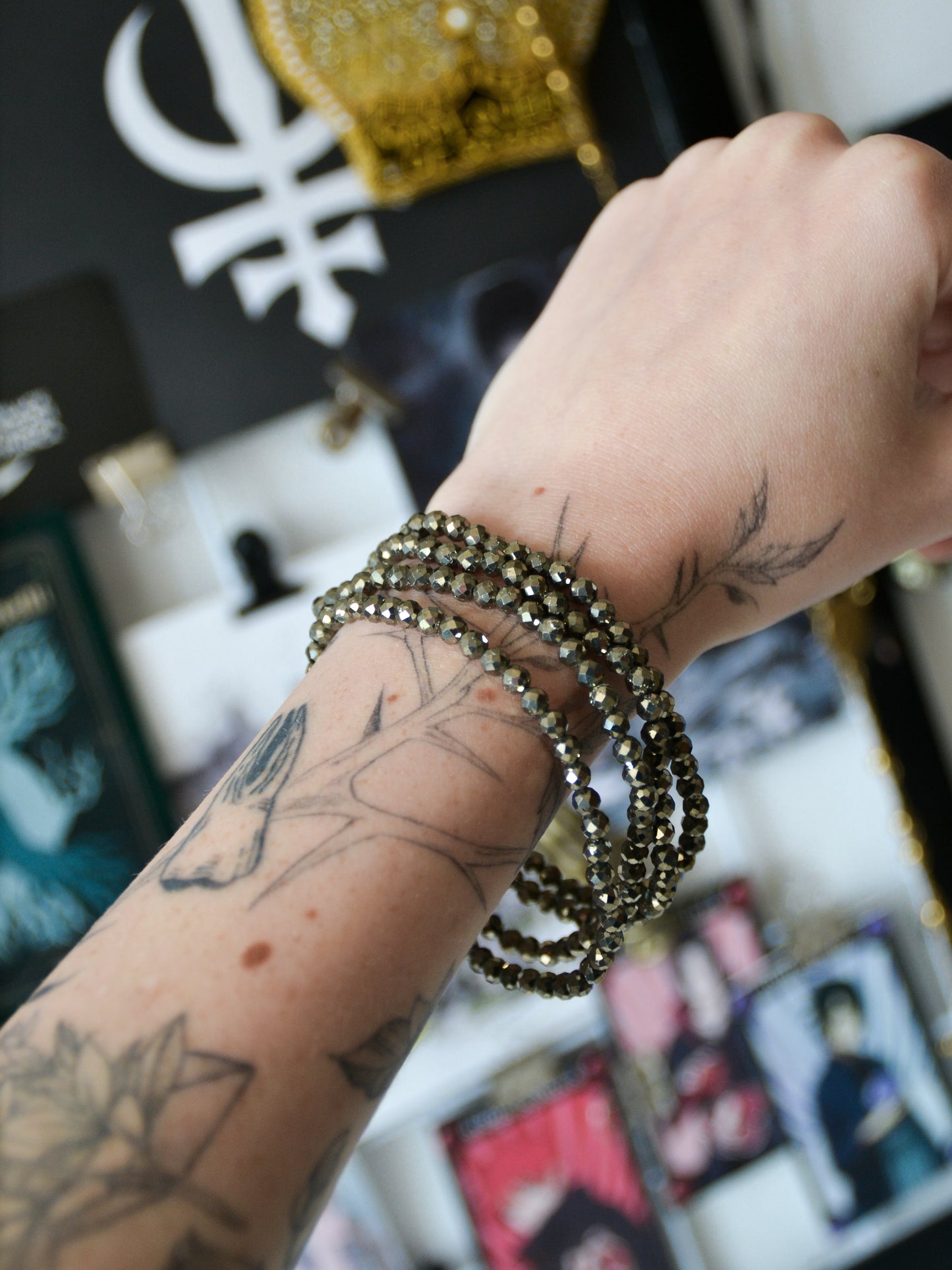 Bracciale con biglie sfaccettate di pirite