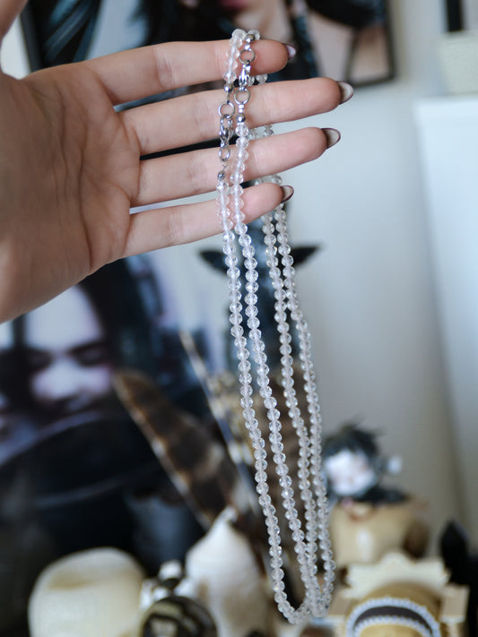 Collana con biglie sfaccettate di quarzo ialino