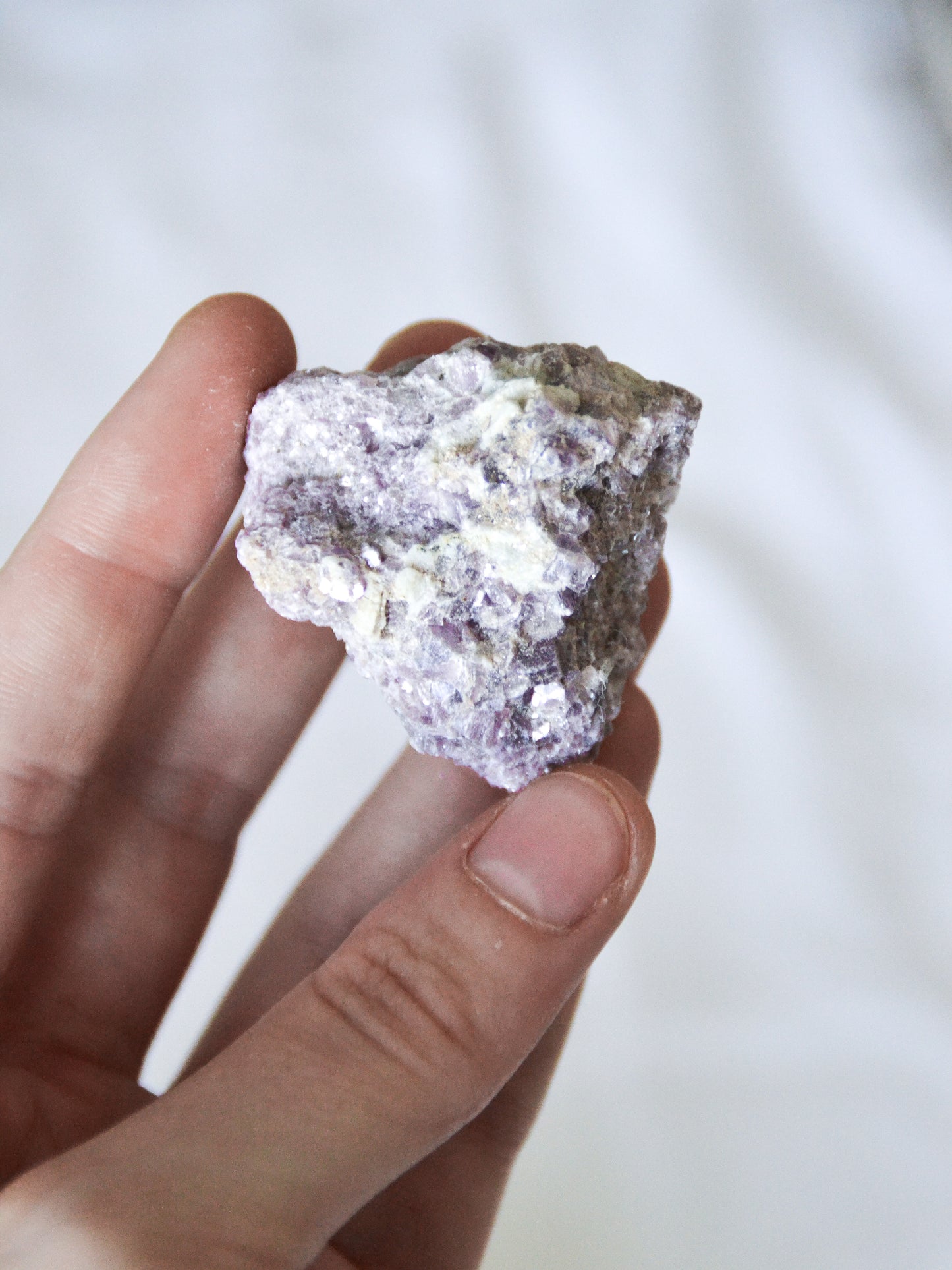 Lepidolite grezza