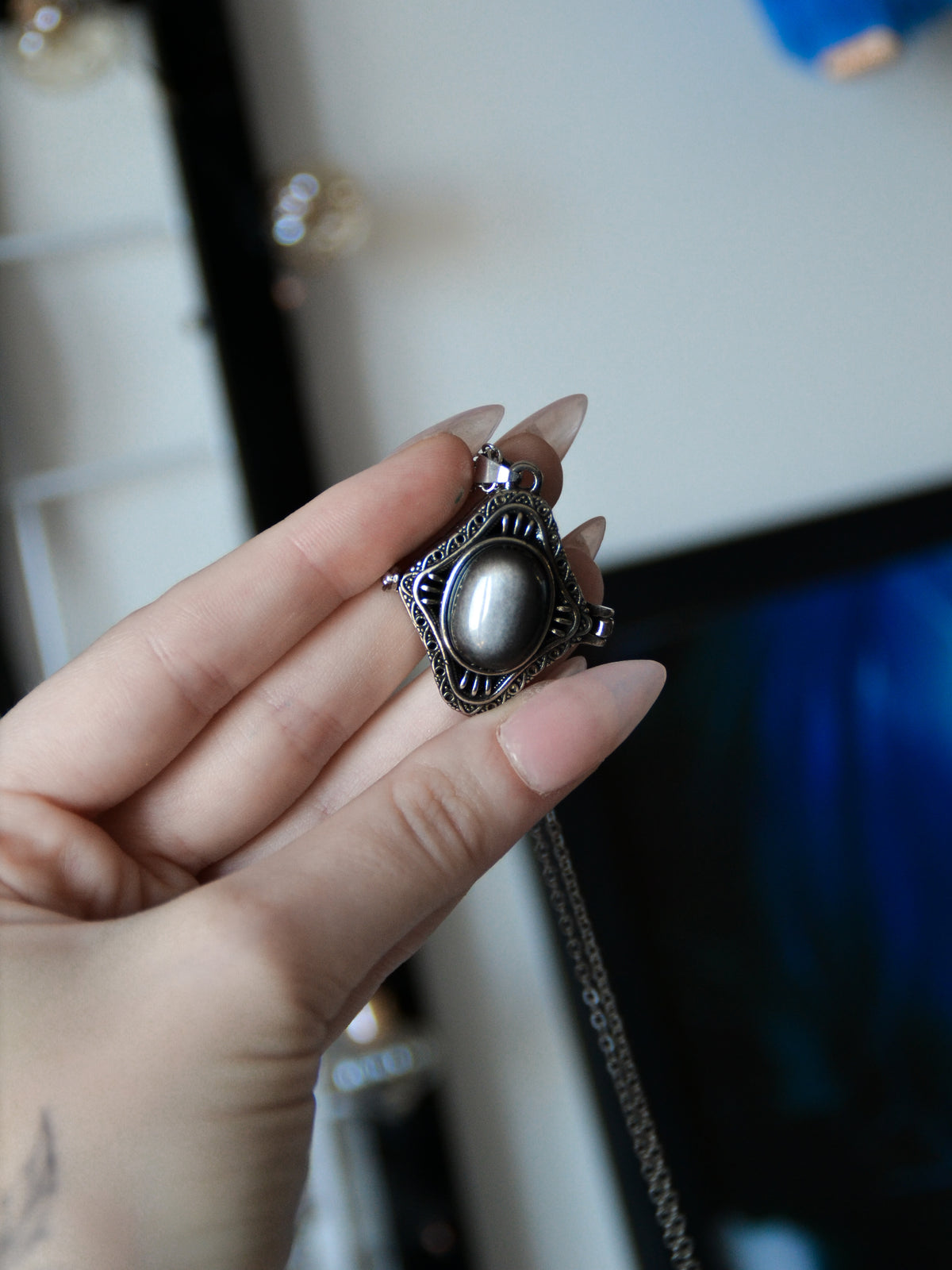 Ciondolo poison locket L con ossidiana argentata