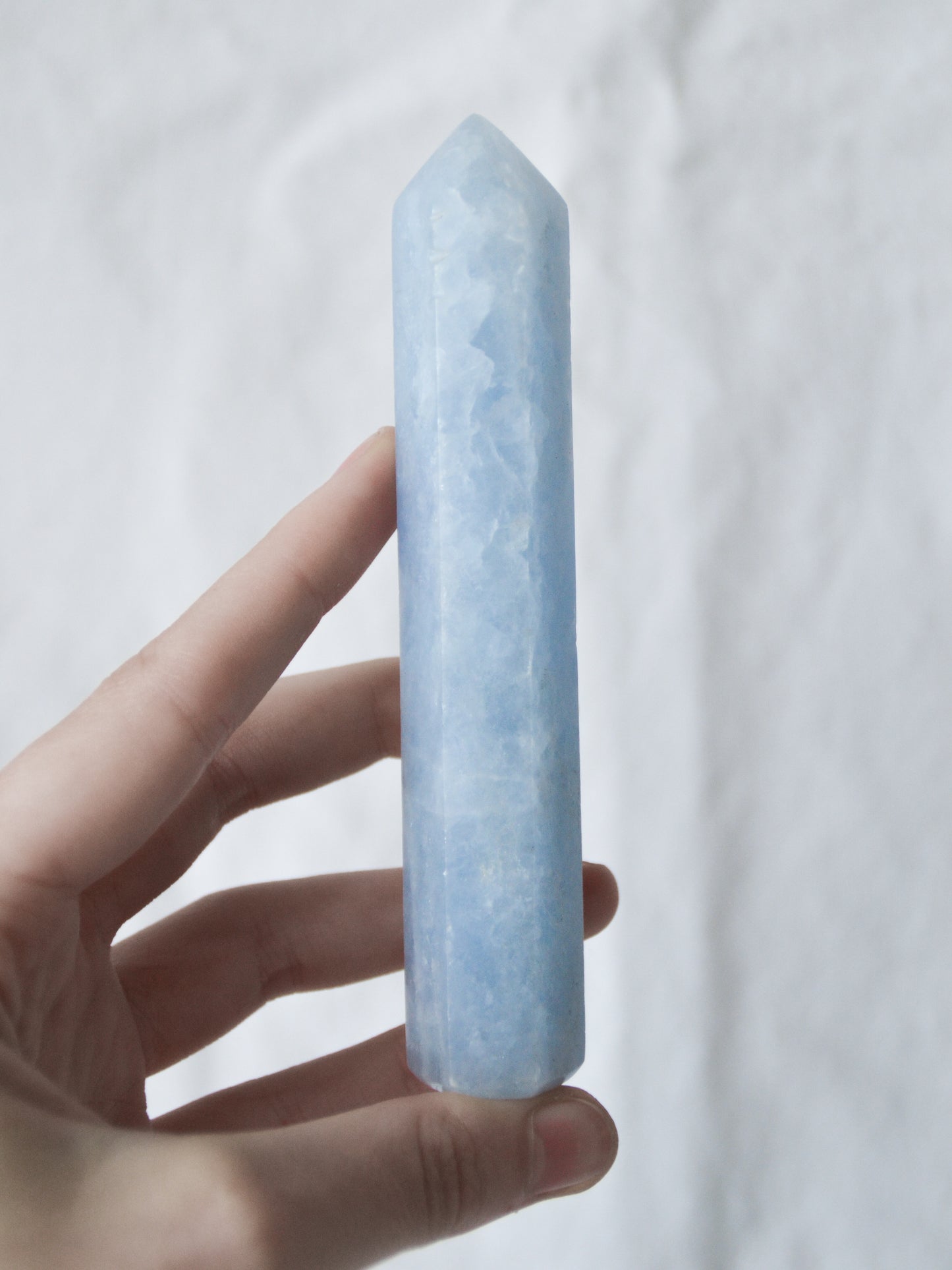 Torre in calcite blu