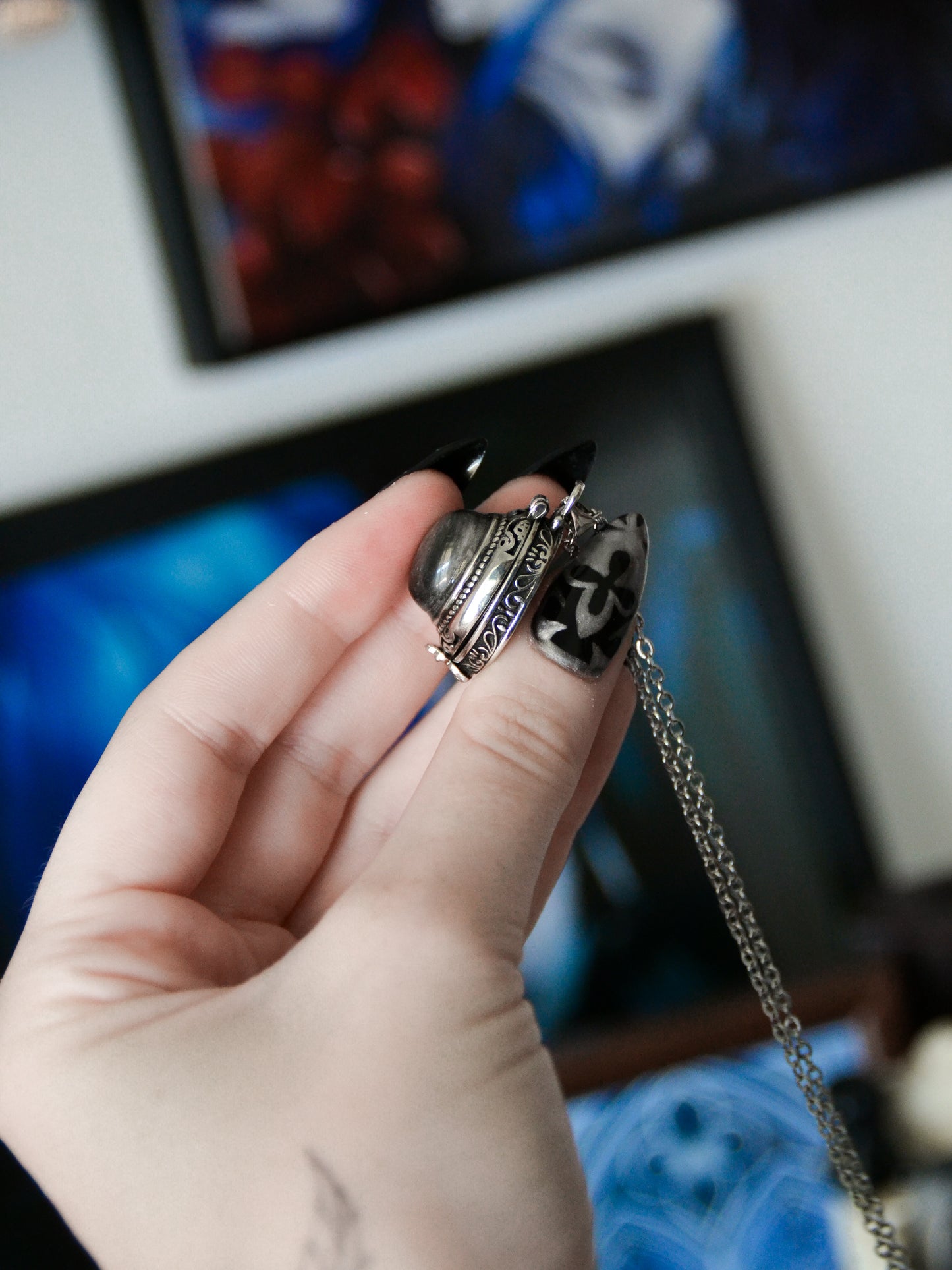 Ciondolo locket in ossidiana argentata