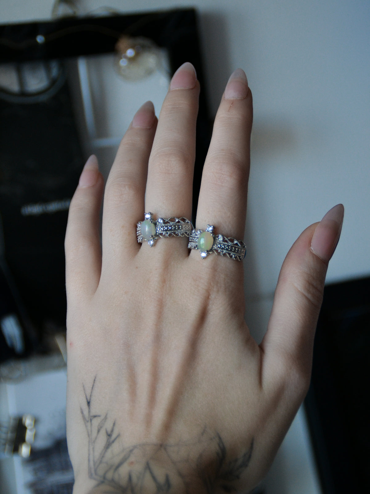 Anello lace con opale etiope