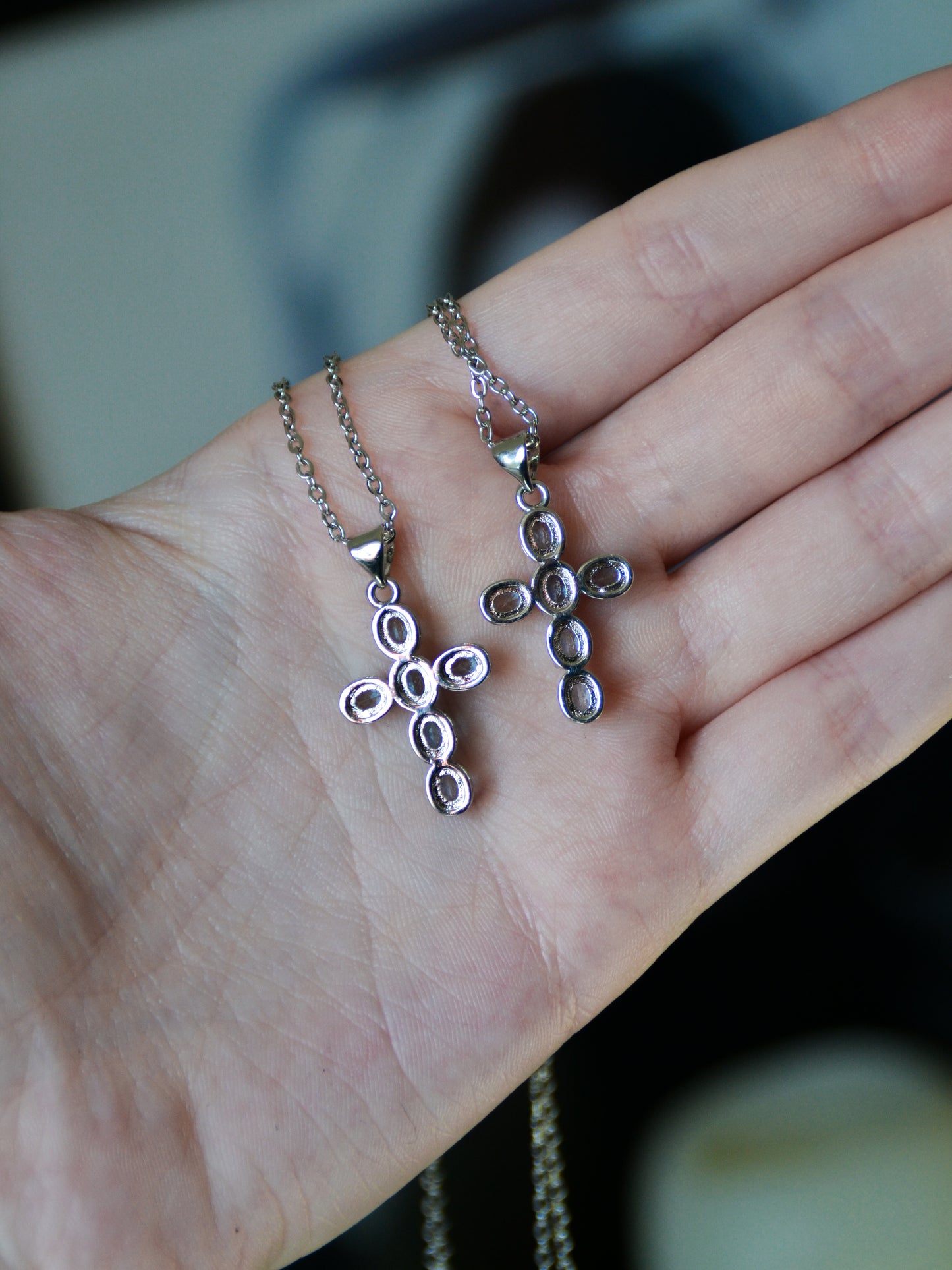 Ciondolo con croce in topazio london