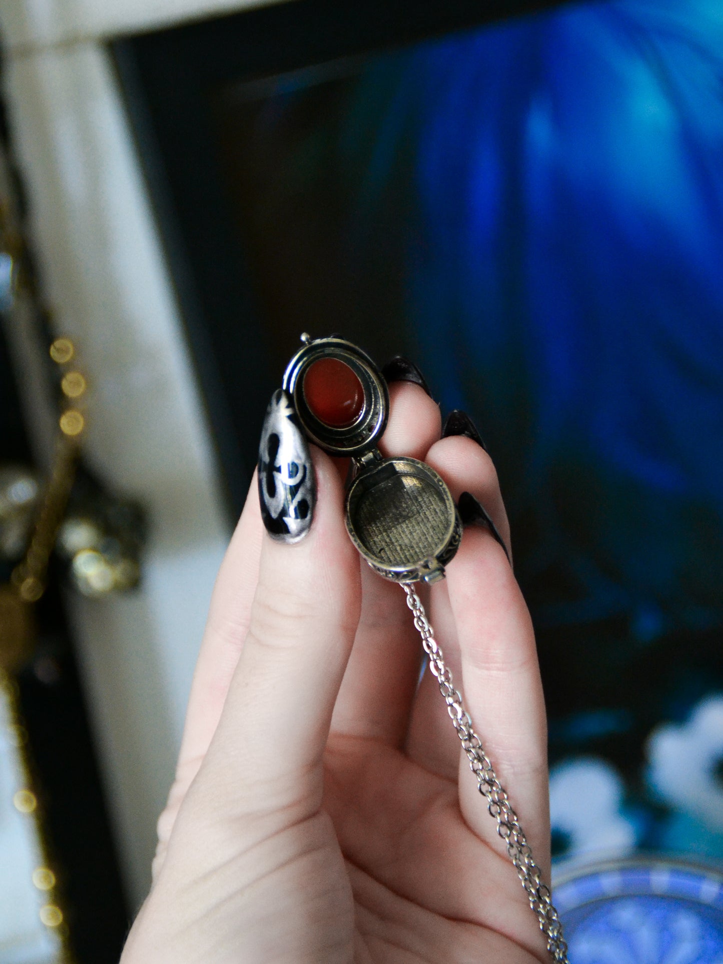 Ciondolo locket con agata rossa