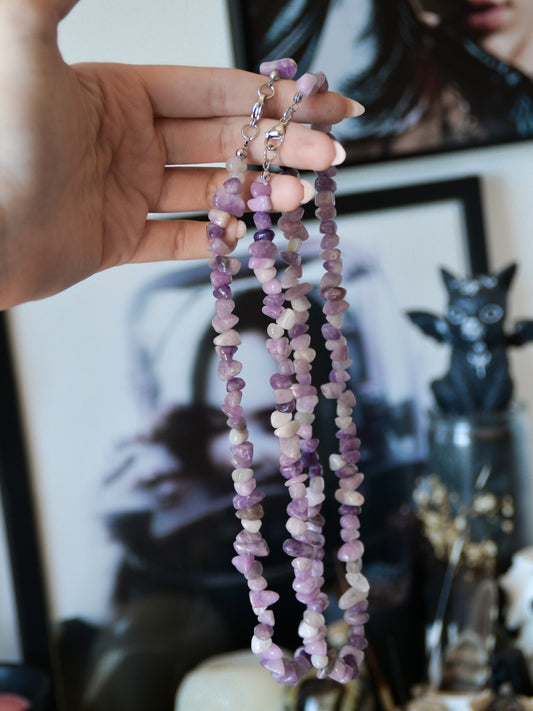 Collana in chips di lepidolite
