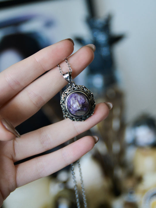 Ciondolo con montatura vintage in ciaroite