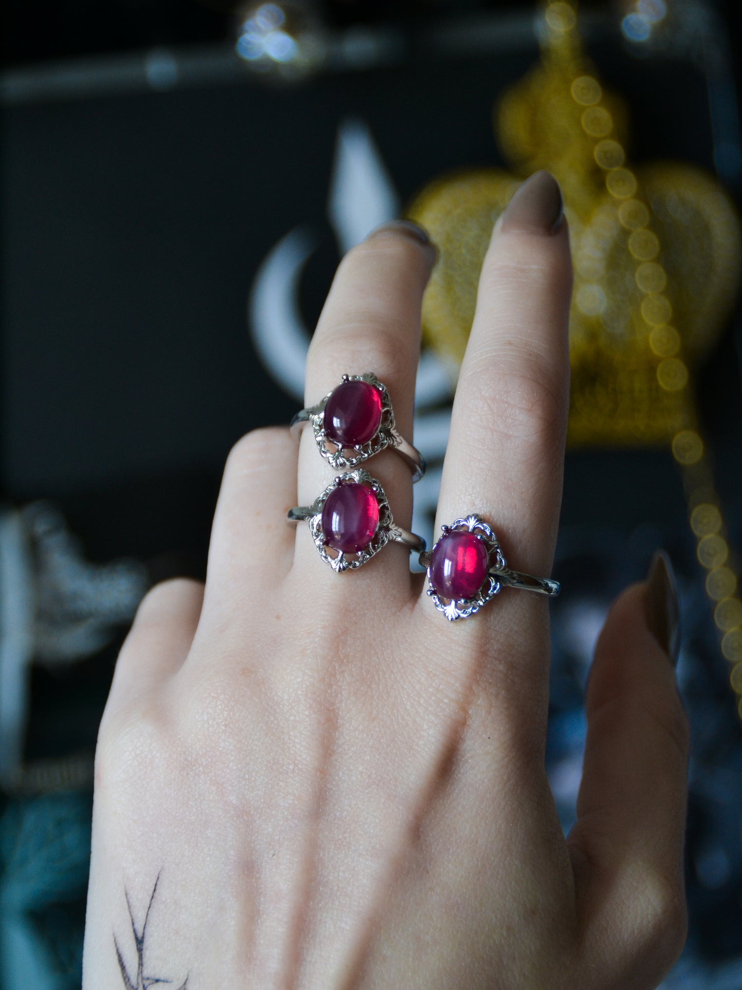 Anello gotico con star ruby