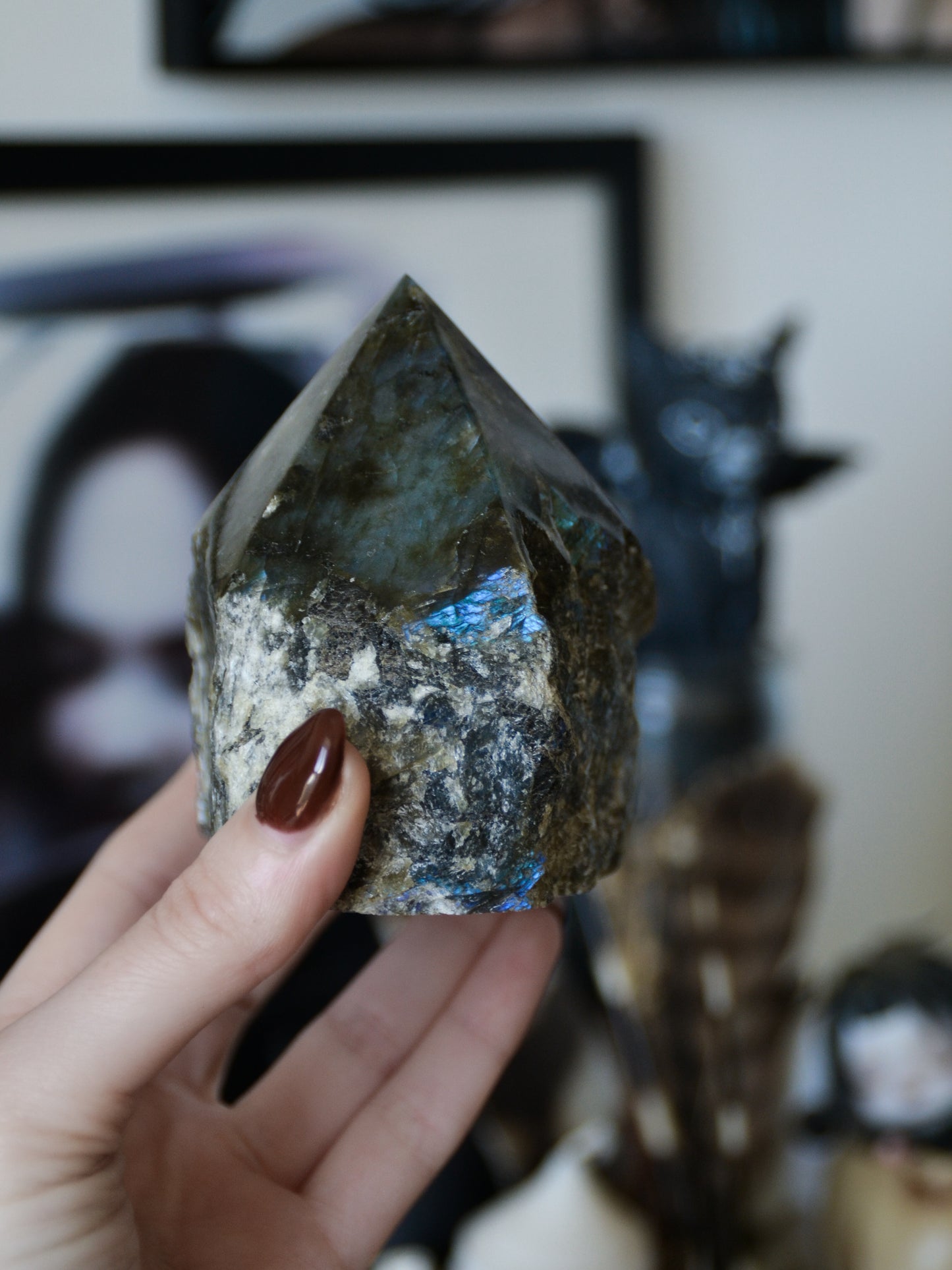 Punta semigrezza in labradorite