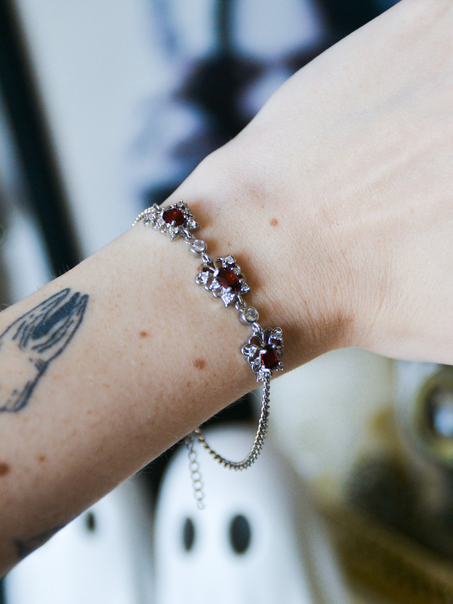 Bracciale con farfalle in granato