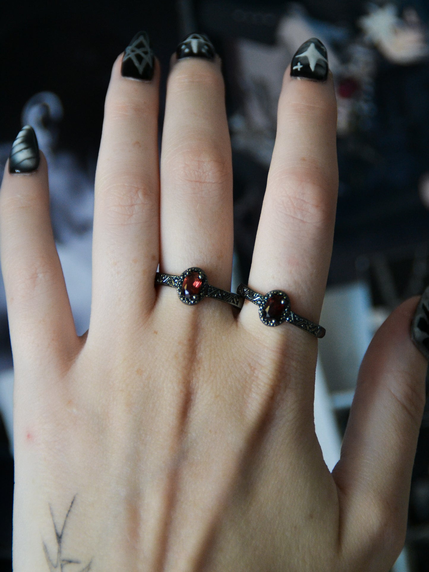 Anello con granato