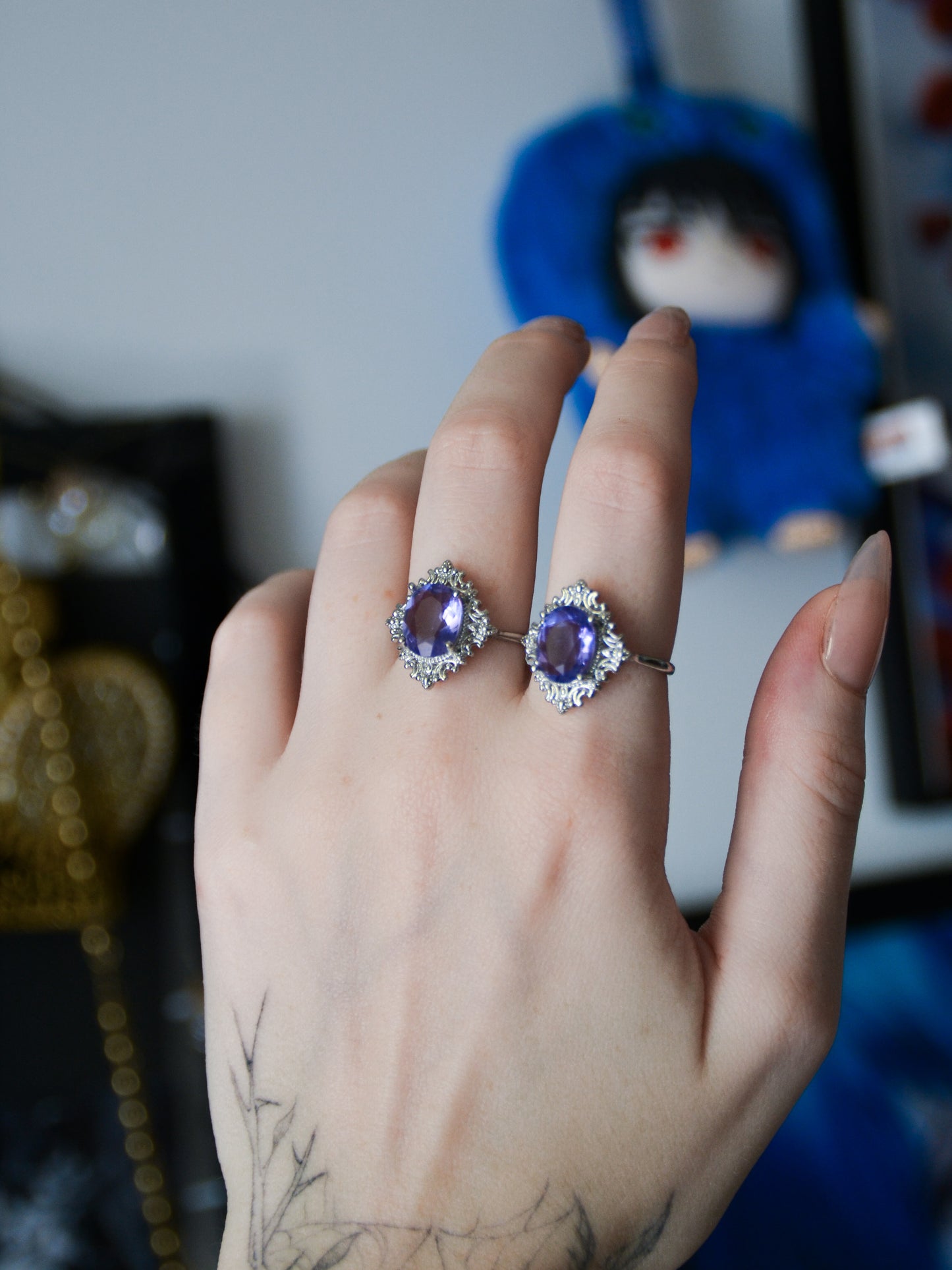 Anello victorian frame con fluorite blu