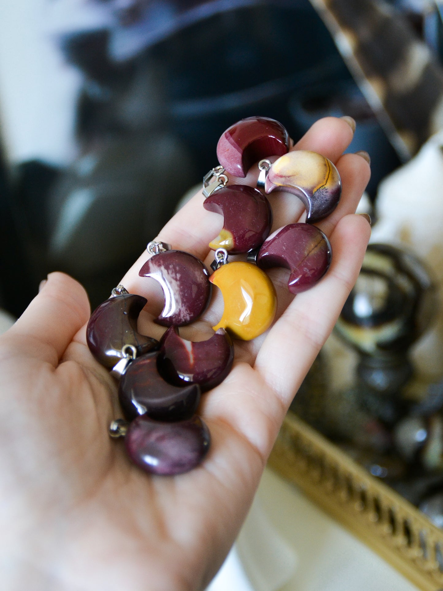 Ciondolo con luna in mookaite