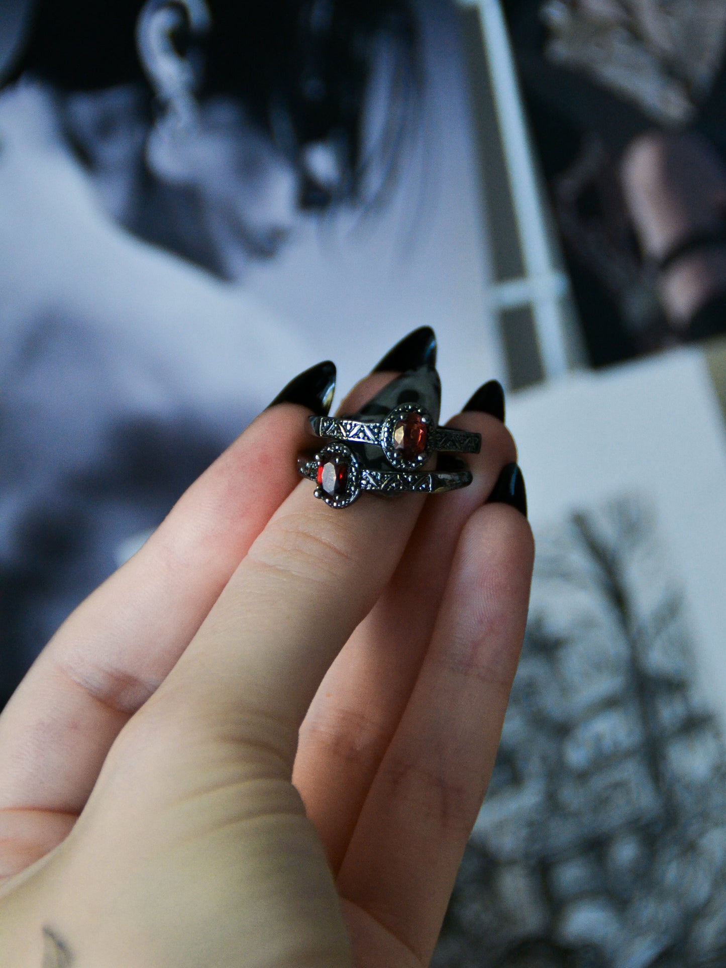 Anello con granato